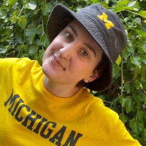 *SOLD* MICHIGAN WOLVERINES L-XL Legacy Bucket Hat